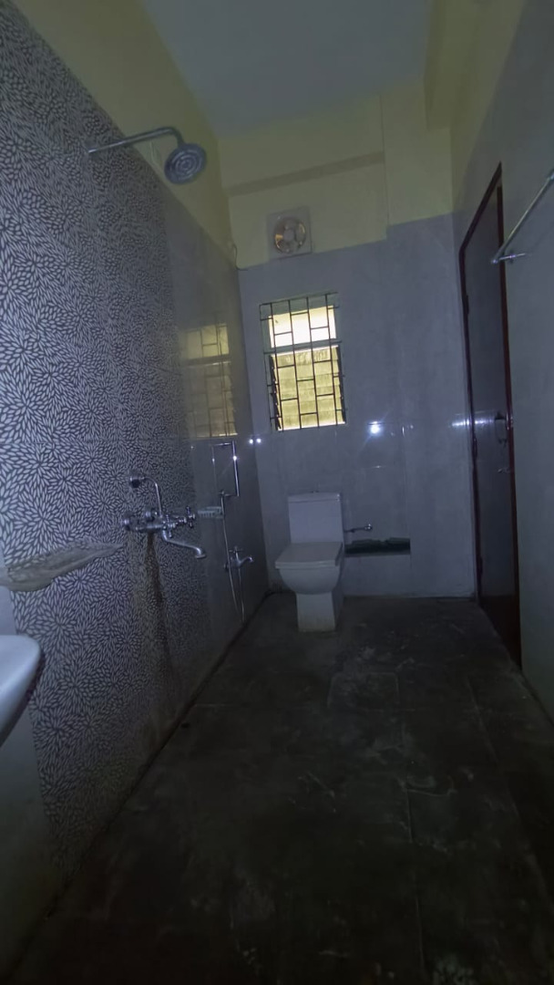 Unfurnished 3bhk in Beltola, Ajanta Path, Survey, Guwahati, Assam, India for Rent